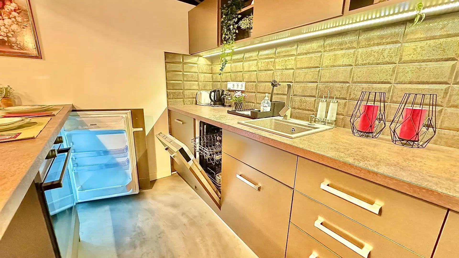 Dream Design Apartment - 3 Bedrooms & Finn Sauna Budapest