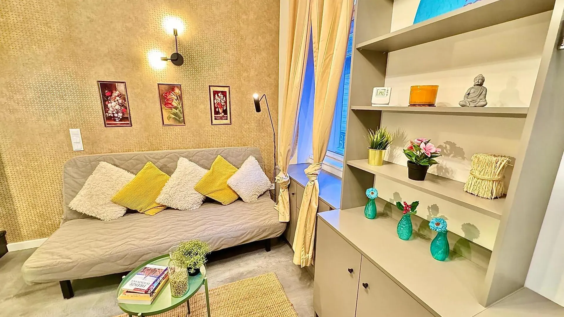 Dream Design Apartment - 3 Bedrooms & Finn Sauna Budapest