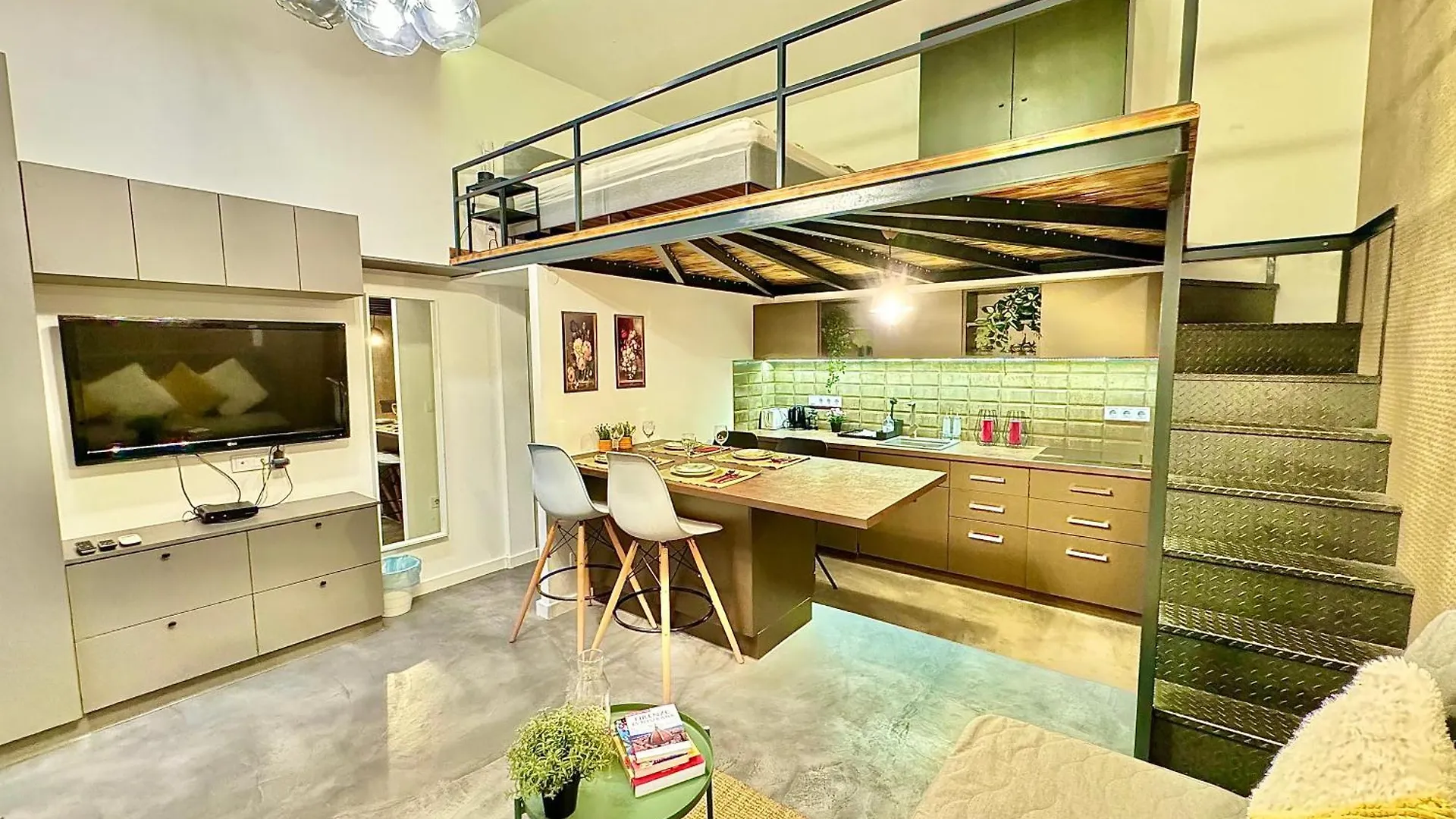 Dream Design Apartment - 3 Bedrooms & Finn Sauna Budapest